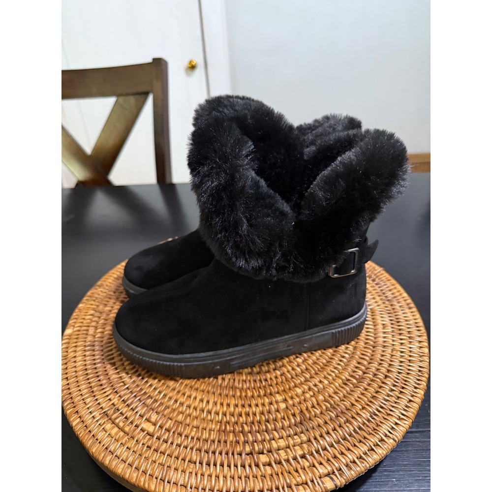 Journee Collection Black Faux Suede Ankle Boots Faux Fur Trim, Buckle Size 8